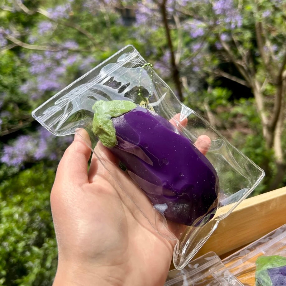 🍆 Eggplant Squishy Stress Relief Decompression Toy