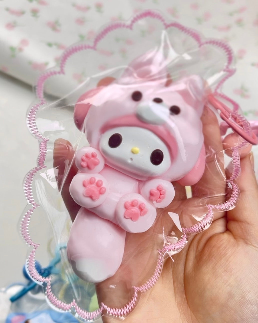 Big Tail Cartoon Suit Kuromi Kitty Squishy Stress Relief Decompression Toy