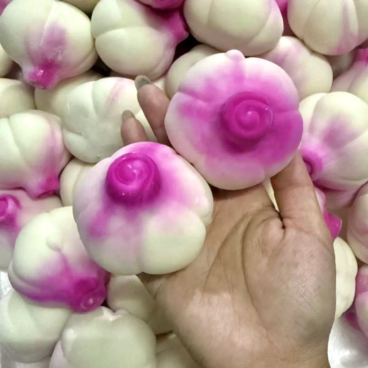 Crunchy Onion Stress Ball Squishy Stress Relief Decompression Toy