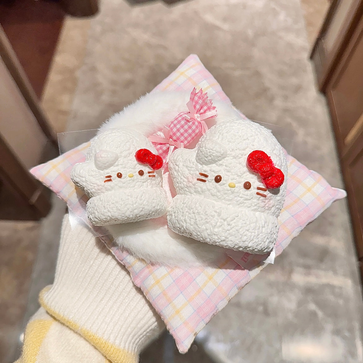 kitty Glove Squishy Stress Relief Decompression Toy