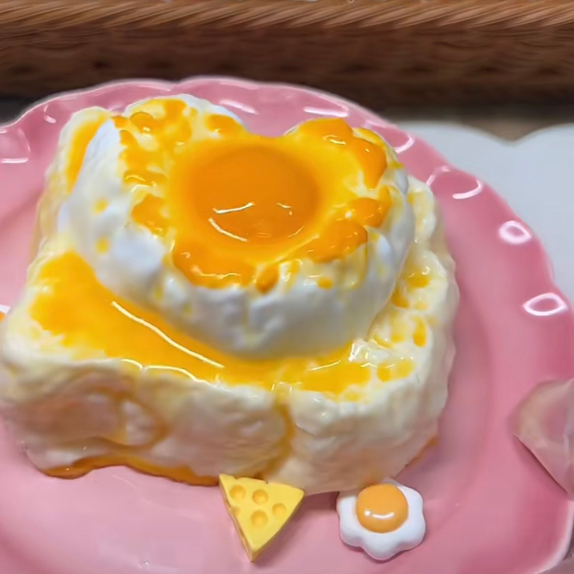 Fried Egg Toast Squishy Stress Relief Decompression Toy